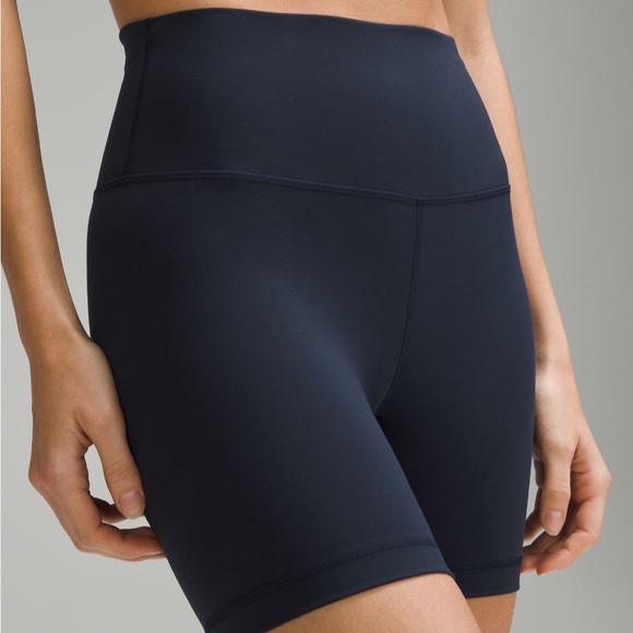 Wunder Train High Rise Short 6” - Picture 6 of 8